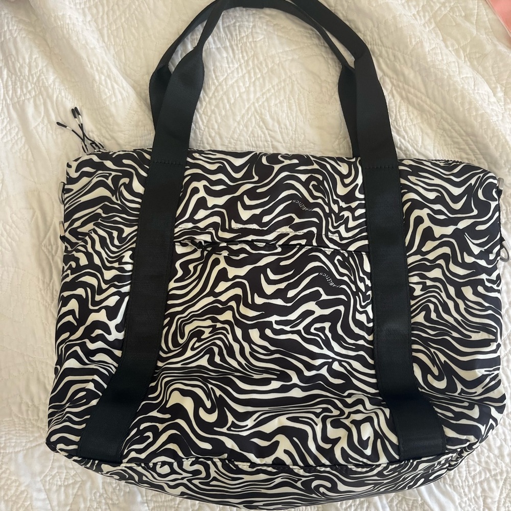black and white fabletics tote bag